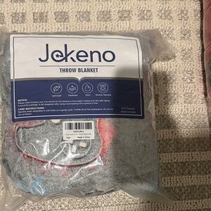 Jokeno Glow in the dark Gamer Throw Blanket